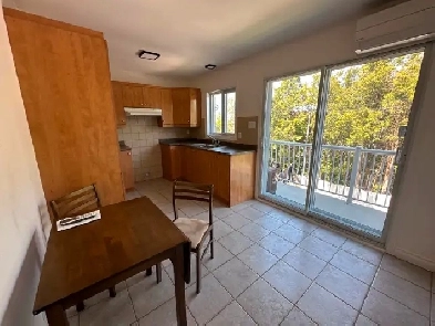 Ahuntsic 4 1/2 rental Image# 1