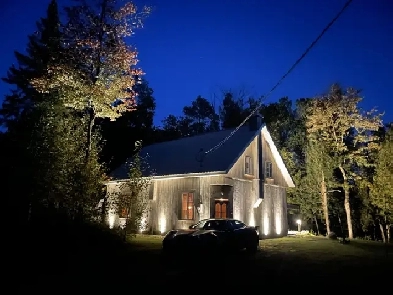 Chalet en foret au bord d'une rivière Image# 7