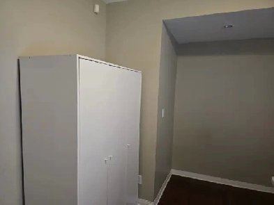 Rooms by University of Winnipeg, $700, All Utilities Included Image# 1