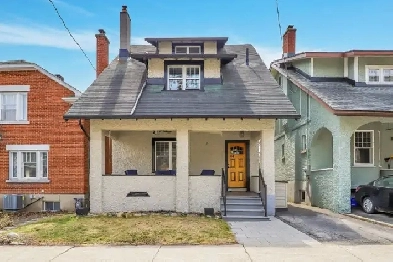 Beautiful 4-Bedroom Home for Sale – Old Ottawa South