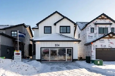 Modern Energy-Efficient Home with Stylish Finishes & Thoughtful Image# 1