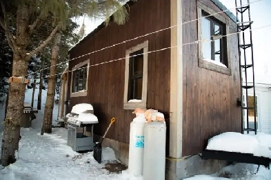 Mini maison sur roue Image# 7