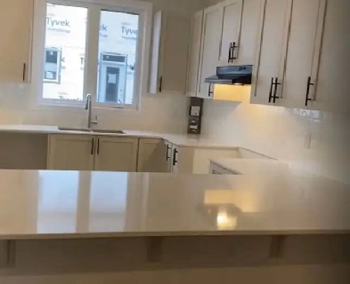 3 Bed 2 Baths Town house for rent Image# 1