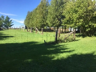 4-Acre land with barn for lease - Near Ancaster Image# 1