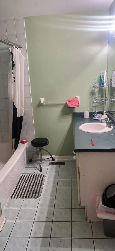 room available Image# 1