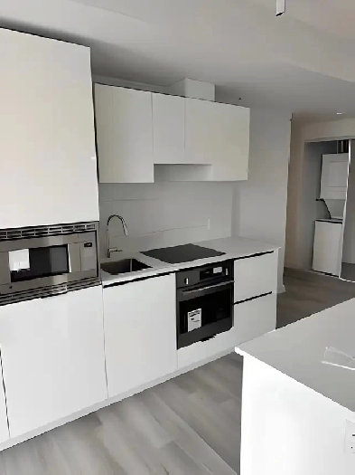 2 Den Apartment in Toronto for Rent - Utilities included Image# 1