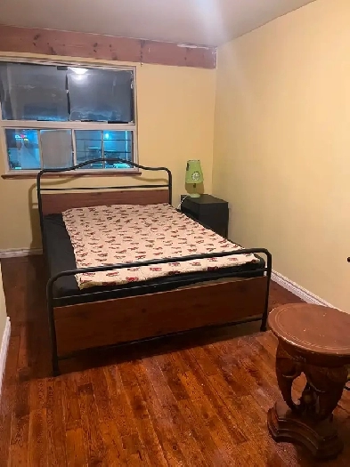 Vacant:Petfriendly Spacious Room in Shared 2nd Flr Apt by Bluffs Image# 5