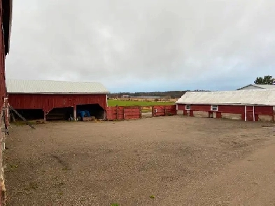 Parking/trailer/space Image# 4