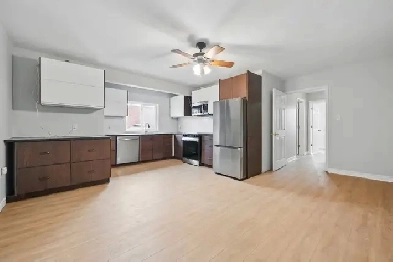 PRIVATE 1 BED/1BATH 2ND FLOOR UNIT CLOSE TO ALL AMENITIES Image# 6