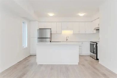 New 2 Bed   2.5 Bath Stacked Townhomes | Sunrise Shopping Centre Image# 1