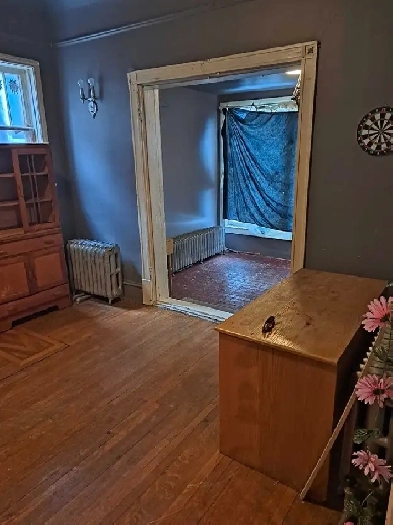 3 bedroom plus den Image# 3