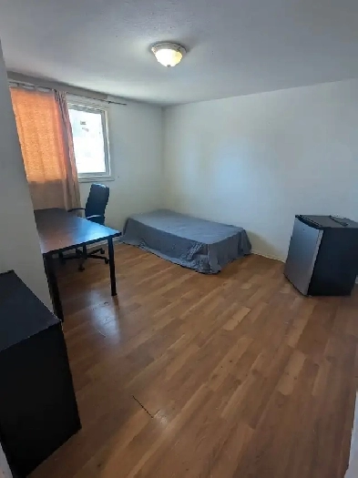 Walkley/Albion. Month to month, long or short term. ASAP Image# 1