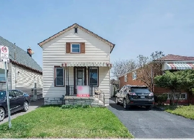 Big spacious detached house! Image# 2