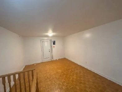 A shared room with 4 people for rent near yonge & finch Image# 5