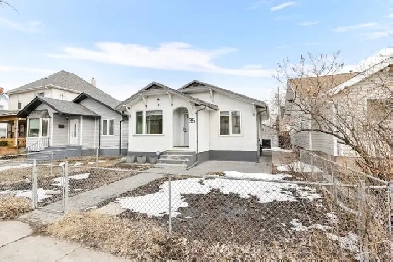 Cute & Cozy 3bdrm 1bth Fully Remodelled Bungalow! Image# 1
