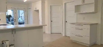 5 1/2 dispo maintenant, sans escalier, prise auto électrique Image# 10