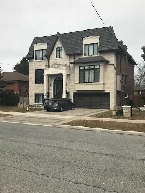 Room for rent Yonge Funch Patricia, FEMALE ONLY Image# 1