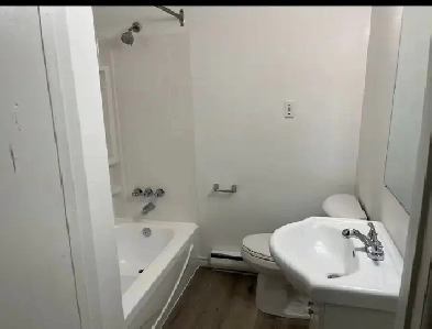 1 Bedroom 1 Bath Unit for rent (  hydro) Image# 6