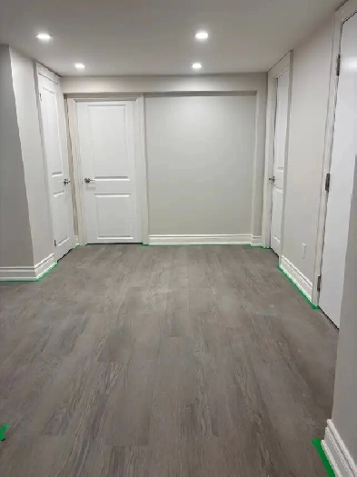 3 Bedrooms, 2 washrooms Basement Apartment: Lawrence & Warden Image# 4