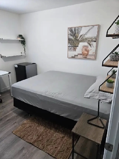 Available Room Rental - Furnished Image# 6