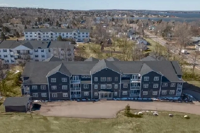 107 29 Stratford Road Mutch Condominiums Image# 1