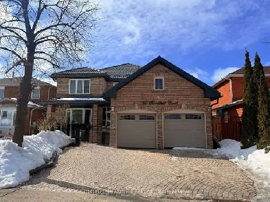 Fixer-Upper Opportunity: 2950 SqFt 4 Bed Detached In Brampton Image# 6