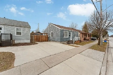 WINDSOR STARTER /INVESTMENT HOME FOR SALE Image# 7