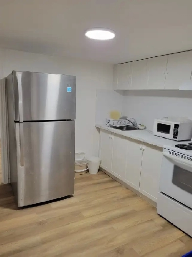 Chambre propre et tranquille (Métro Honoré Beaugrand) Image# 1