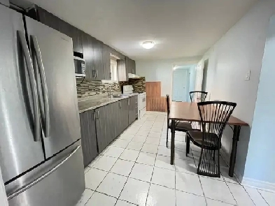 1 Room for Rent in Sharing (1 Male Needed) Image# 1