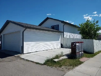Share a NE Calgary Home Image# 1