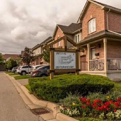 3 BEDROOM TOWNHOMES NEAR HEARTLAND TOWN CENTRE ! Image# 3