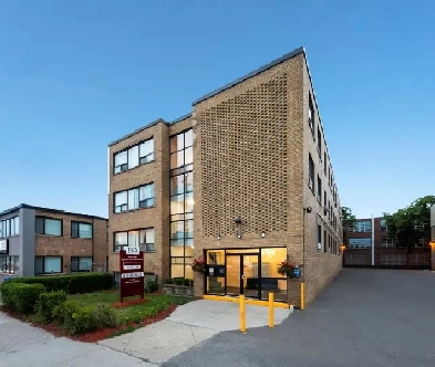 1 Bed 1 Bath Apartment For Rent - 1675 Eglinton Ave W Toronto - Image# 1