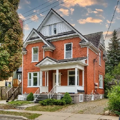 Modern 2 Bedroom Apartment for Rent in Kitchener! Image# 1