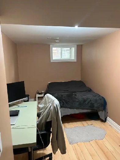 Room in House in the Annex Image# 4
