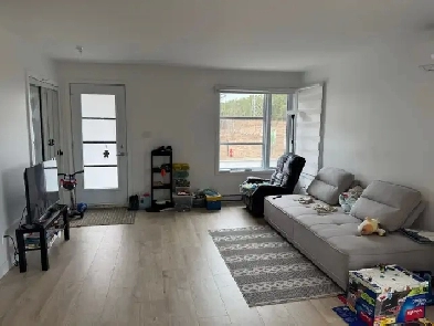 Peaceful House, 4-room, 2-bathroom, for rent, Trois-Rivieres Image# 3