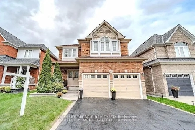 Gorgeous 2490 SqFt 4 Bedroom Detached Home In Whitby Image# 1