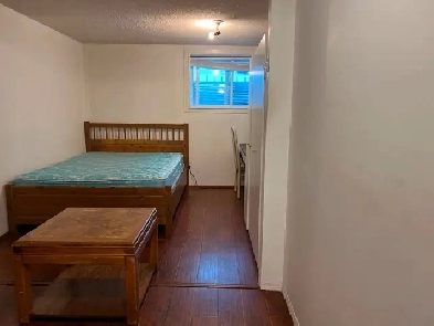 Two rooms for rent close UoC and Dalhousie C train Image# 1