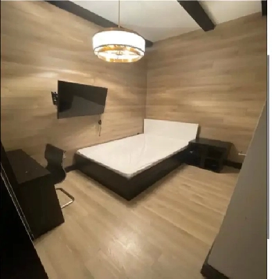 $750 - Masonville Yards Private Room - Ensuite, May-Aug Image# 4