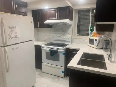 Room available for rent in Brampton (girl) Image# 1