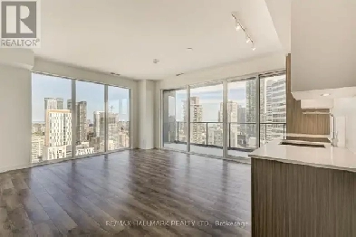 3 Bedrooms and two Washrooms (Yonge and Edward St) Image# 1