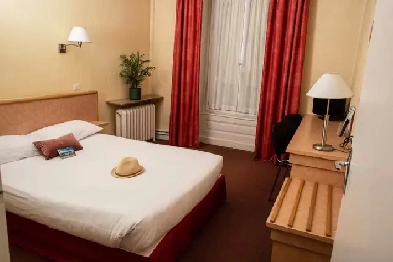 2 et demi meuble tout compris internet  paking a l etage 3plex Image# 1