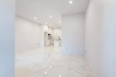 2 bedroom / 2 chambre a coucher Petite Italie, Little Italy Image# 1