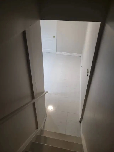 NEW BRIGHT AND SPACIOUS 2 BEDROOM BASEMENT APARTMENT Image# 1