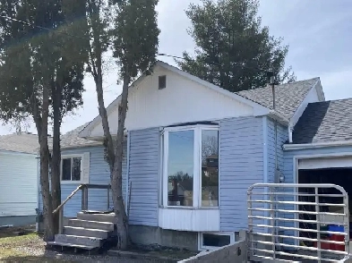 2BR 1bath New Sudbury house for rent May 1st, visit now Image# 7