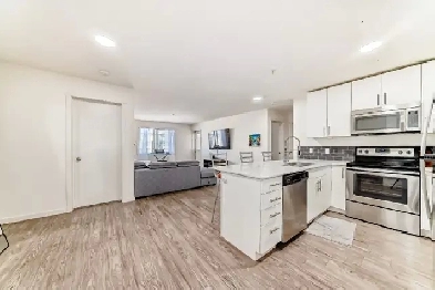 Best Priced 2 Bedroom Condo in SkyView Ranch Image# 1