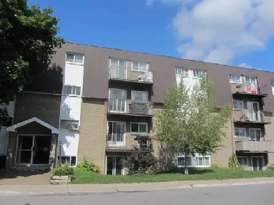 Superbe 51/2 à Laval! Image# 1