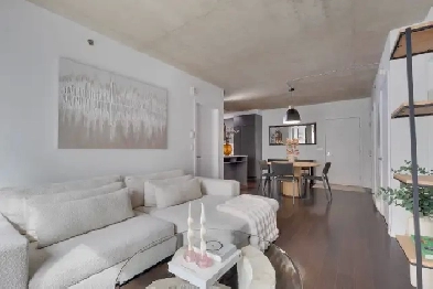 Wow! Deux cac de luxe avec Piscine Intérieure! Image# 1