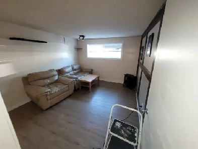 Share accommodations:   Bright, and private, inc 3 rooms to rent Image# 1