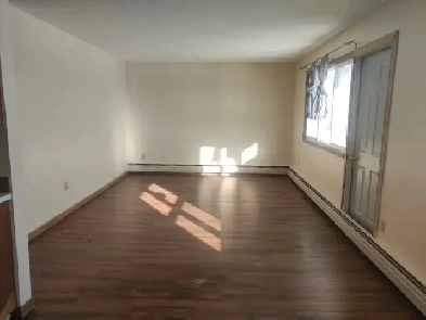 Female roommate Wanted – private room in 2B1b Apartment Image# 3