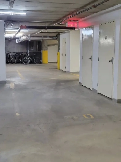 INDOOR PARKING Downtown Great Location Image# 2